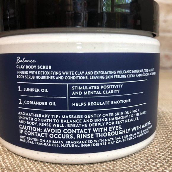 Clay Body Scrub Juniper Coriander Oil x 3 Bath - Picture 2 of 2